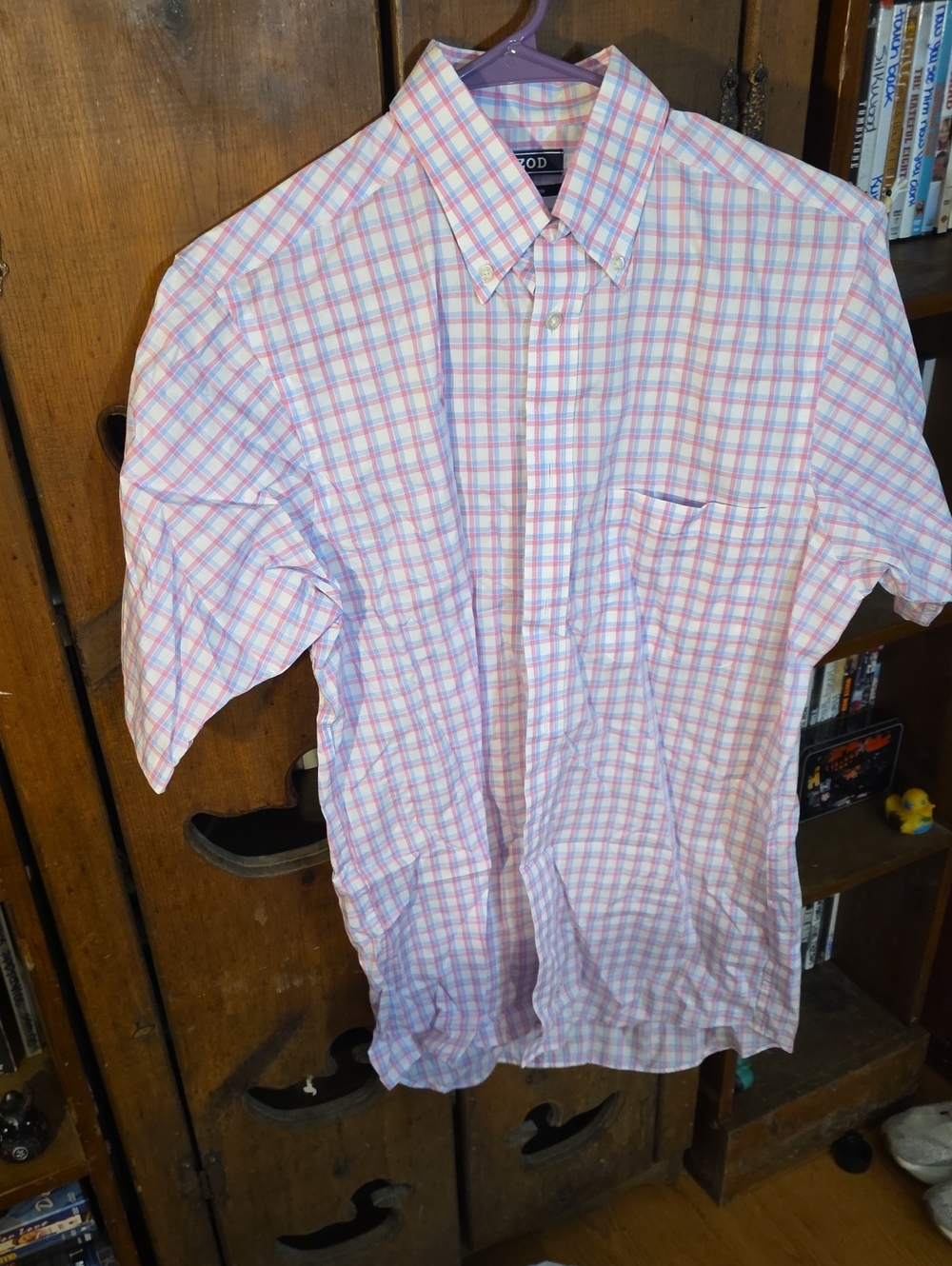 Izod Short-Sleeve Plaid Button-Down in Pink and Light Blue